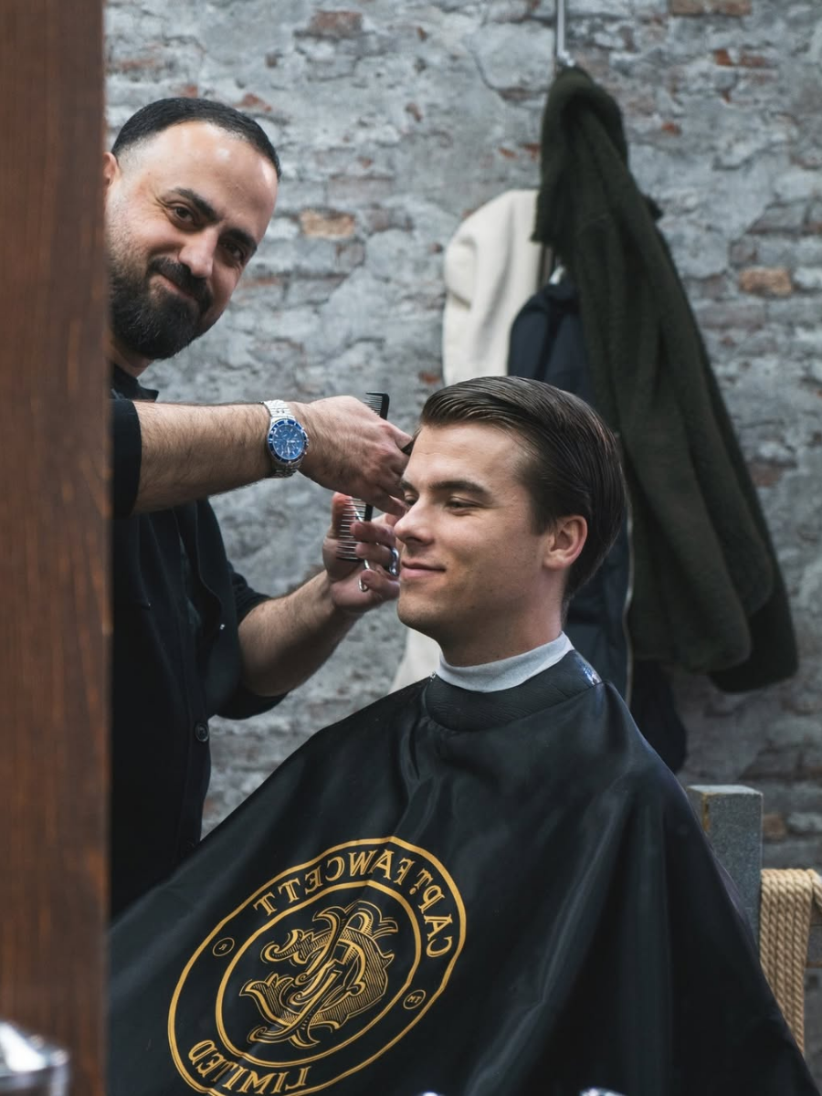 Starco Barber kontaktside